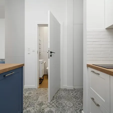 Old Town By Renters *